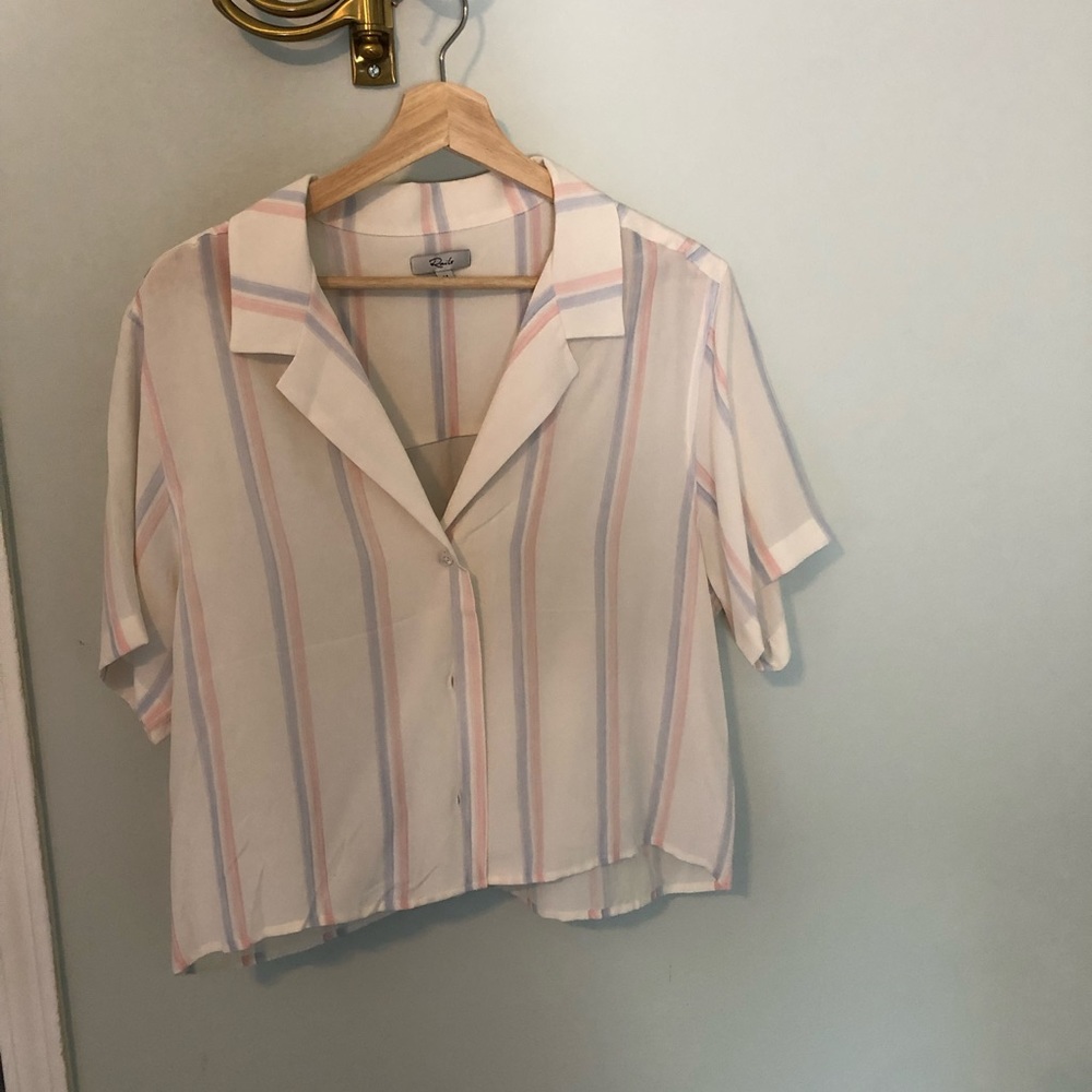 Rails Button Up - Picture 2 of 2